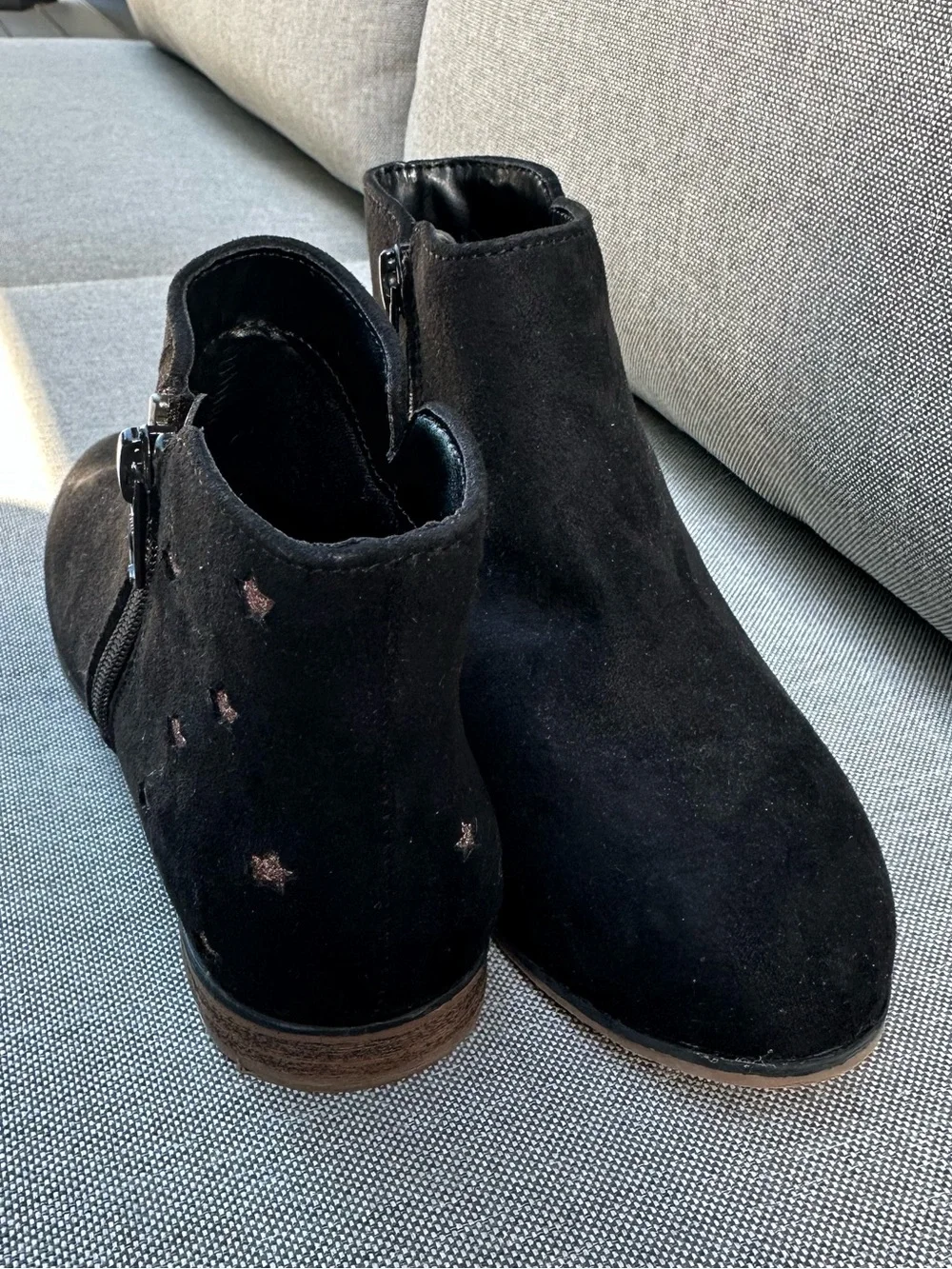 Girls Black Ankle Boots Cat & Jack -size 13